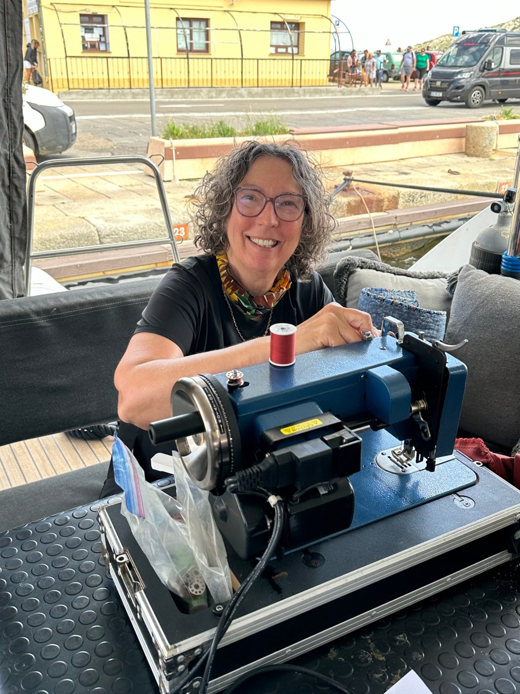 Another privacy screen,&nbsp;please!